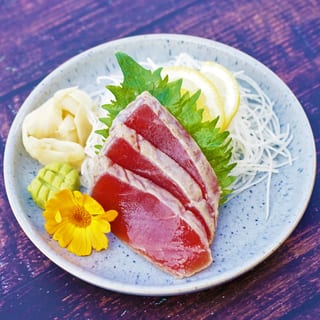Spicy Garlic Tuna Tataki Sashimi
