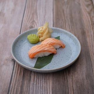 Seared Salmon Sushi