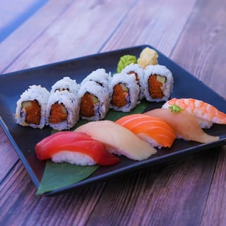 Sushi & Spicy Tuna Roll