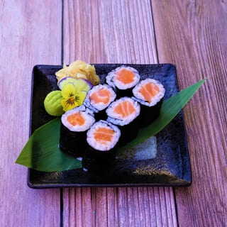 Salmon Roll